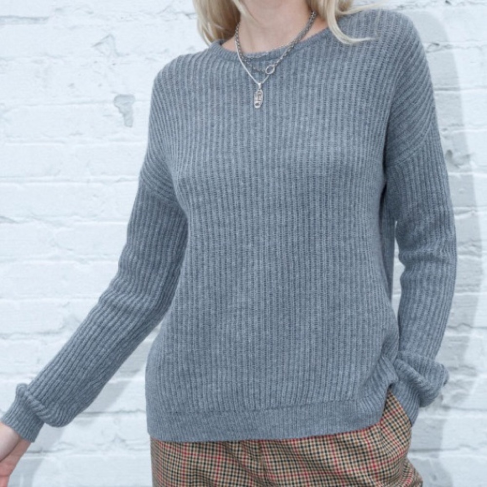 Brandy Melville Ollie Sweater